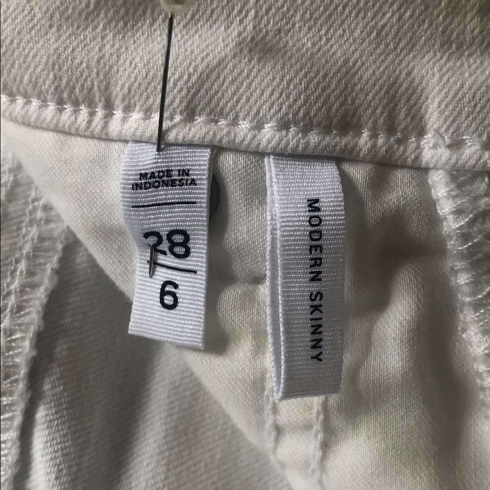 Loft Jeans - Picture 5 of 6